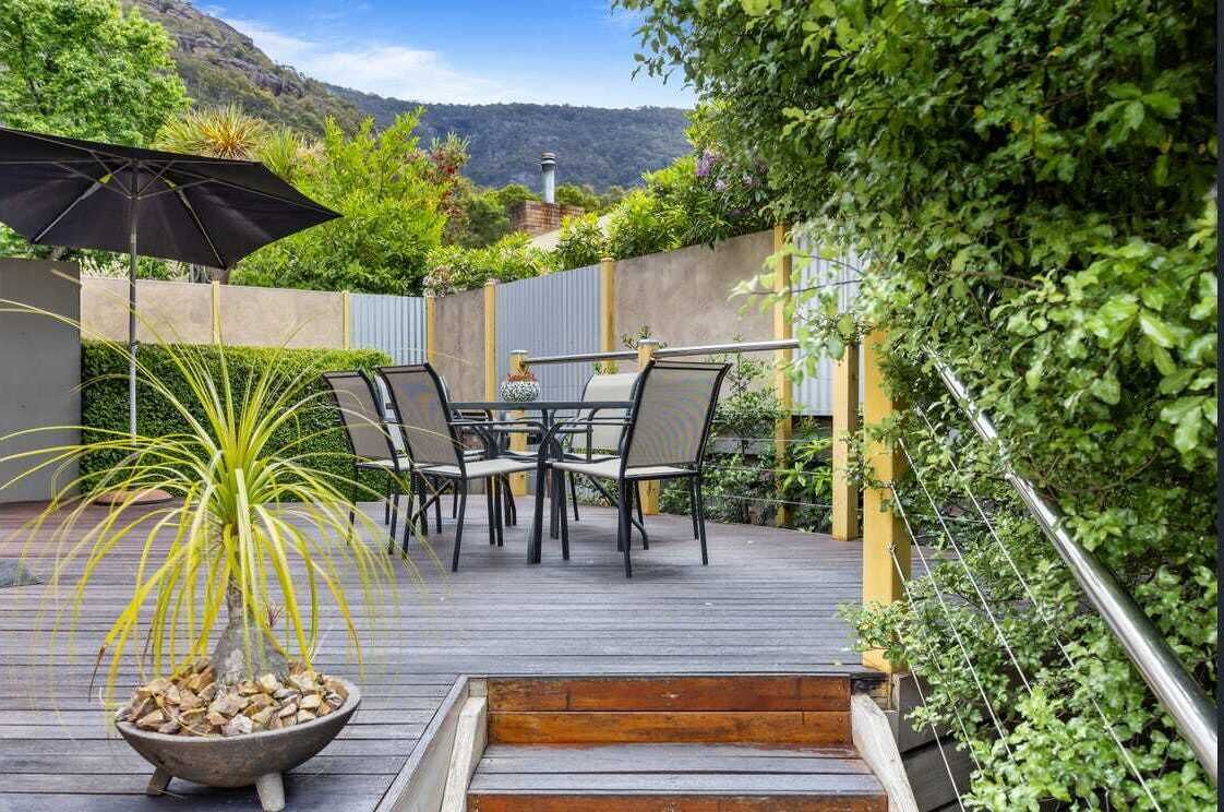 屋外ダイニングエリア