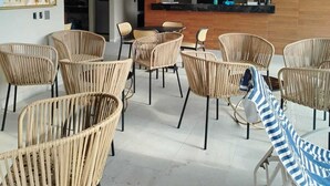 Dining - Espacio Diez Hotel Boutique (Zihuatanejo)