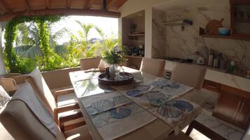 Master Suite 10 | Terrace/patio