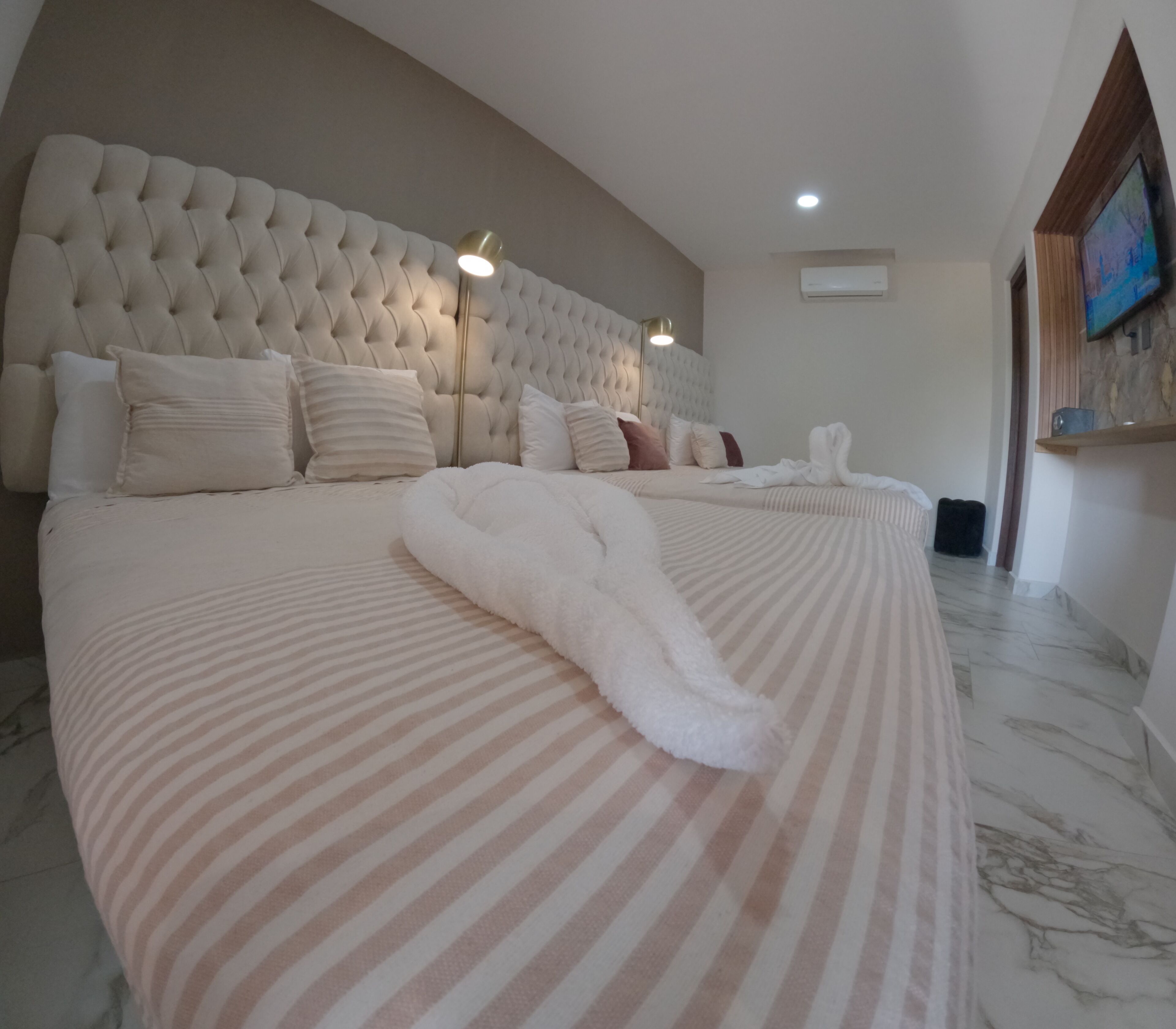 Master Suite 10 | Down duvets, individually furnished, blackout curtains, soundproofing