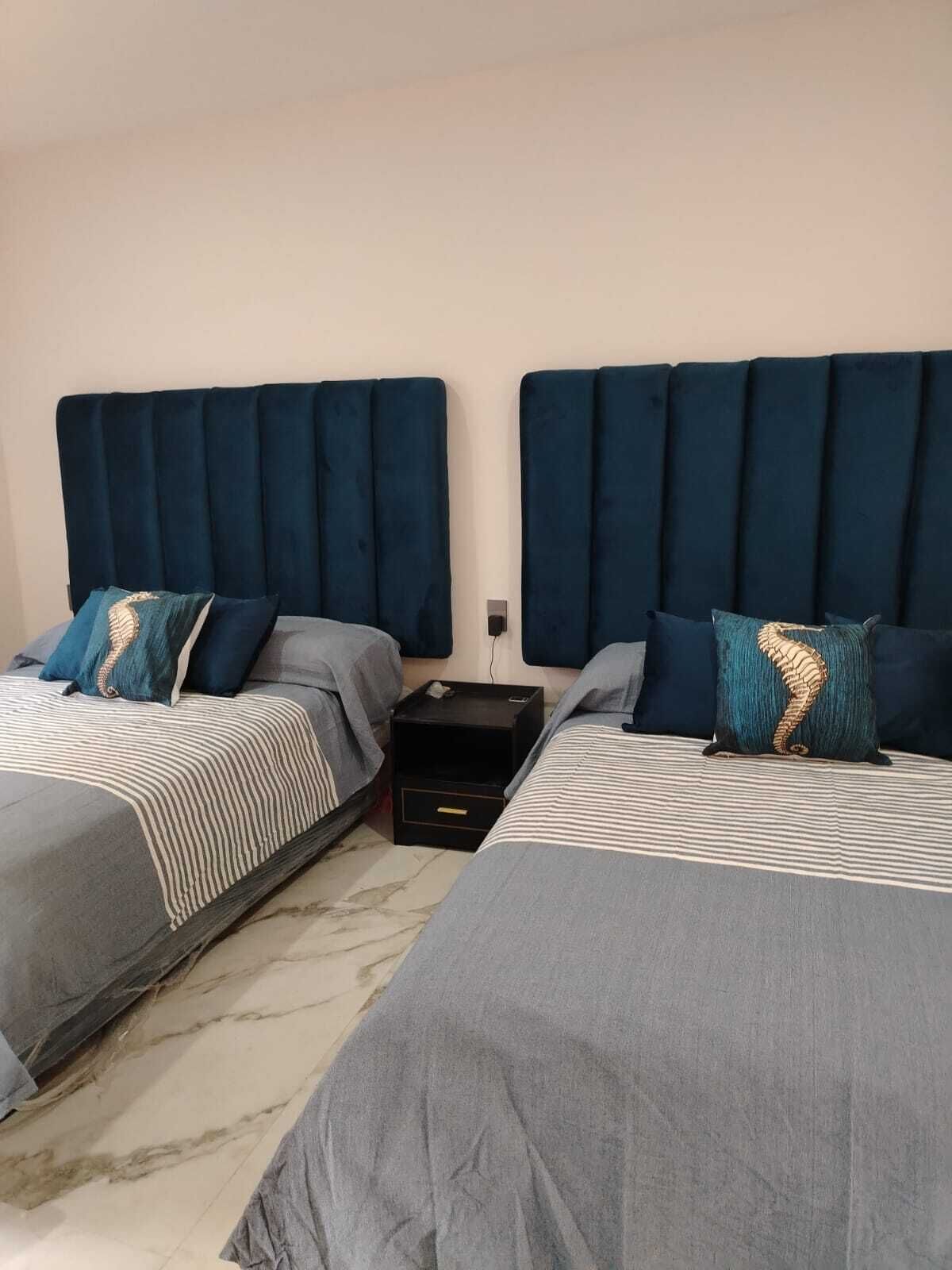 Cortinas blackout y sistema de insonorización 