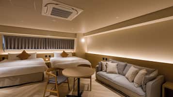 Rom – standard, ikke-røyk (2 Queen Beds & 1 Queen Sofa Bed) | Innvendig