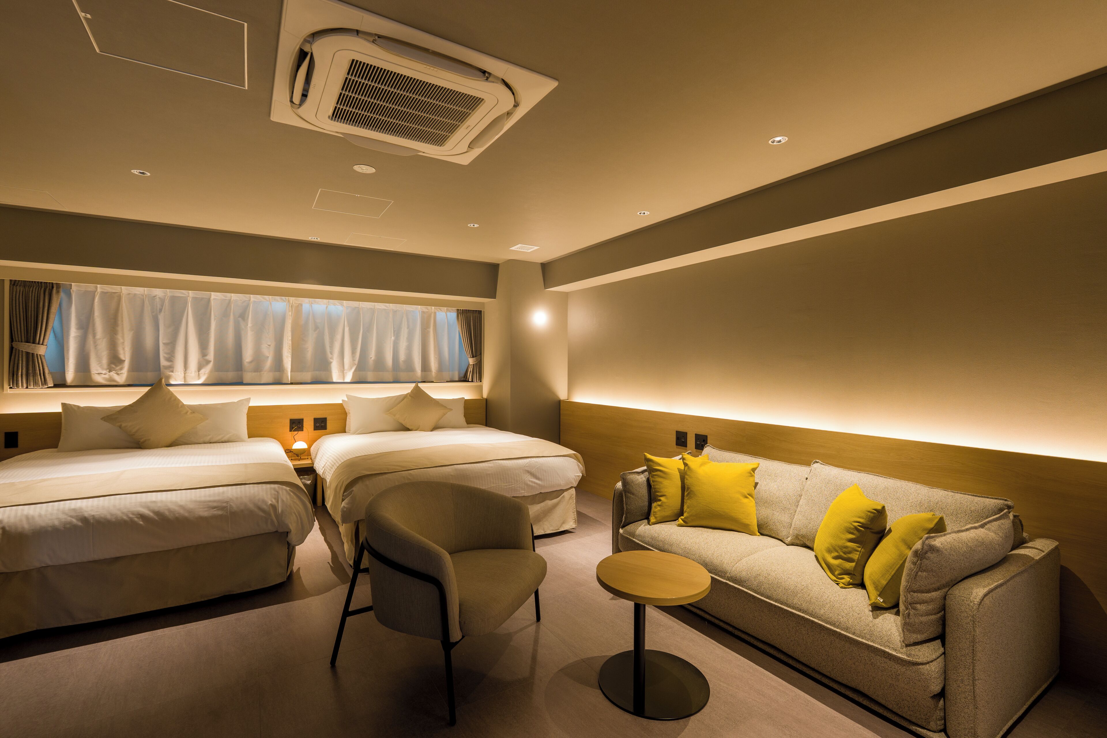 Basic Triple Room, City View