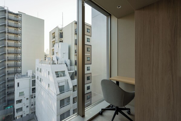 Individually decorated, desk, free cots/infant beds, free WiFi