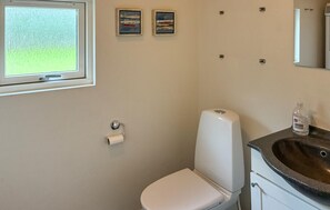Shower - Beautiful home in Idestrup with sauna (Idestrup)