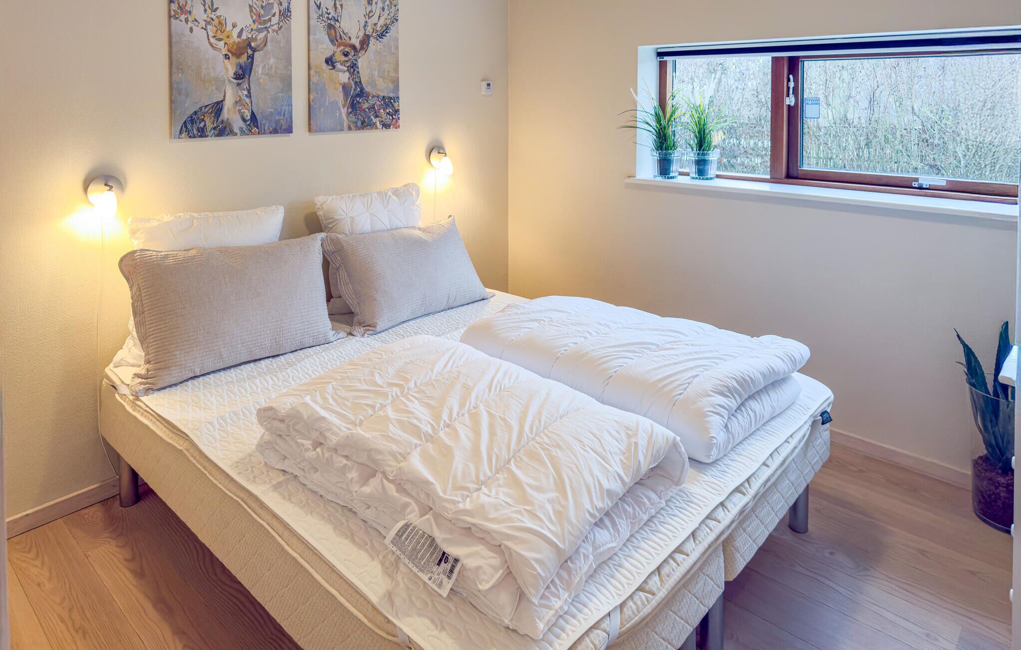 2 bedrooms, iron/ironing board, travel crib, free WiFi