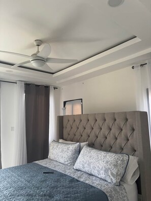 Strygejern/strygebræt, Wi-Fi, sengetøj