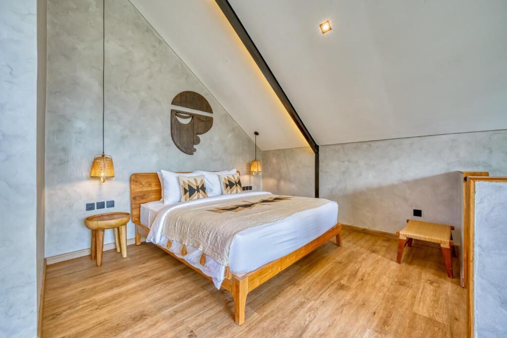 Iron/ironing board, free WiFi