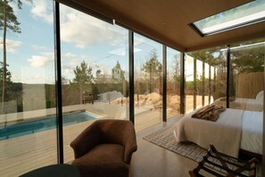 1 bedroom, iron/ironing board, travel cot, free WiFi - Dew:Glass Cabin, Pool, HI-VIEW, fire pit, grill (Coldspring)