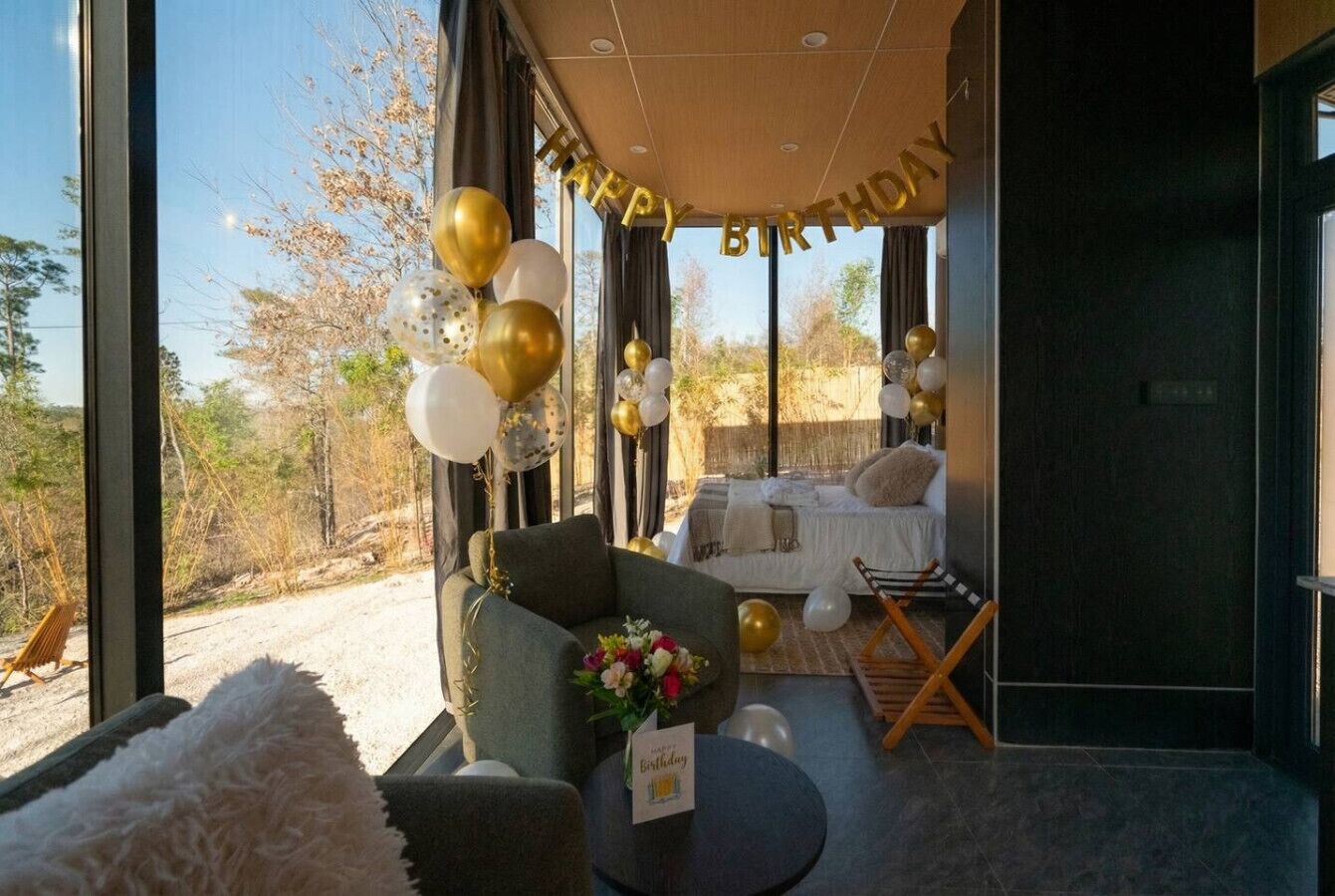 Iron/ironing board, travel crib, WiFi, bed sheets