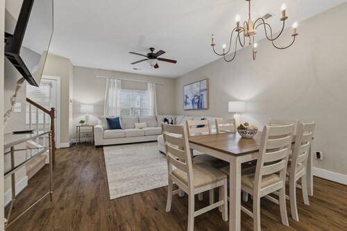 Perfect Family Retreat Minutes from Met and Finley Center