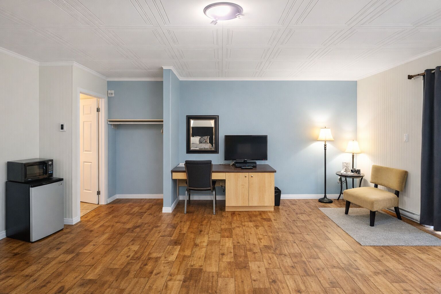 Chambre quadruple | Aire de séjour