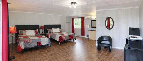 Superior Quadruple Room | Free WiFi