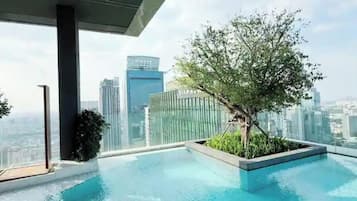 Apartment, 1 Bedroom, Accessible | Pool | Outdoor pool