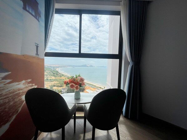 Deluxe-Zimmer, Meerblick | Innenbereich