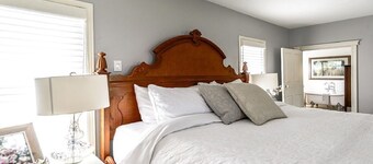 Couples Countryside Retreat with hot tub and nearby wineries