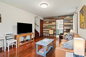 Älytelevisio, kirjoja