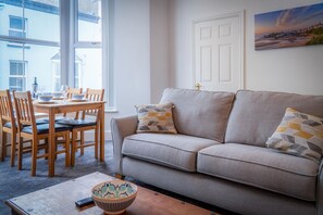 Smart TV, fireplace - Caldey Island View - 2 Bedroom Apartment - Tenby (Tenby)