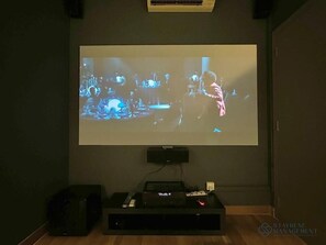 Superior Apartment, 4 Bedrooms, Balcony, Sea View | Interior - Teega Residence by Stayrene  (Iskandar Puteri)