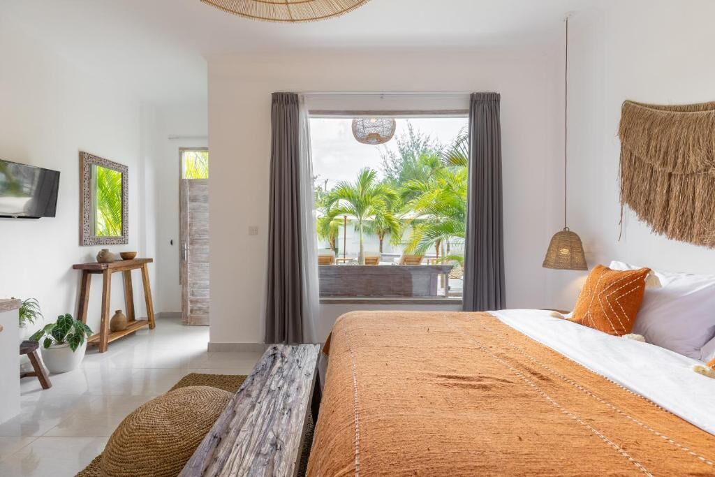 In-room safe, iron/ironing board, free WiFi