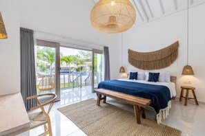 خزنة داخل الغرفة ومكواة/لوح كي وواي فاي مجانًا