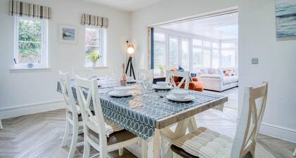 Ty Whiteford - 6 Bed Holiday Home - Llanrhidian