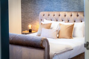 6 Schlafzimmer, Bügeleisen/Bügelbrett, WLAN, Bettwäsche