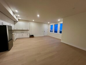 Interior - Top of Mission living (Mission)