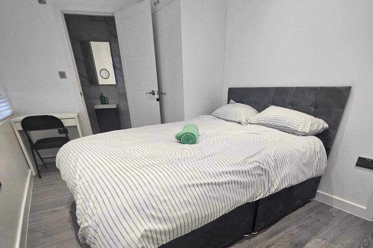 6 habitaciones, wifi y ropa de cama 