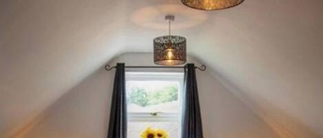 Ferros/tábuas de passar roupa, Wi-Fi, roupa de cama