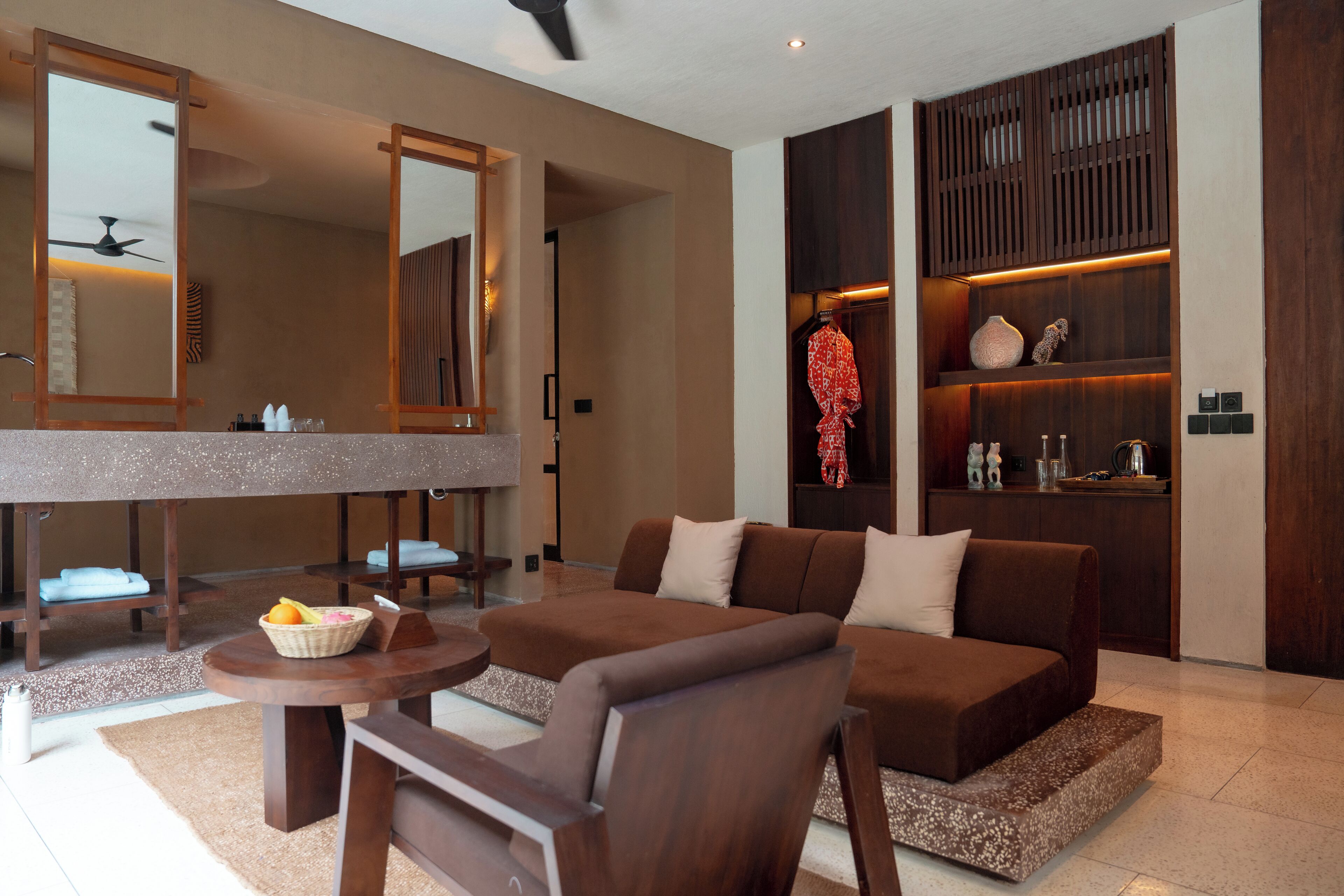 TV connectée de 43 pouces avec chaînes numériques, Netflix, livres