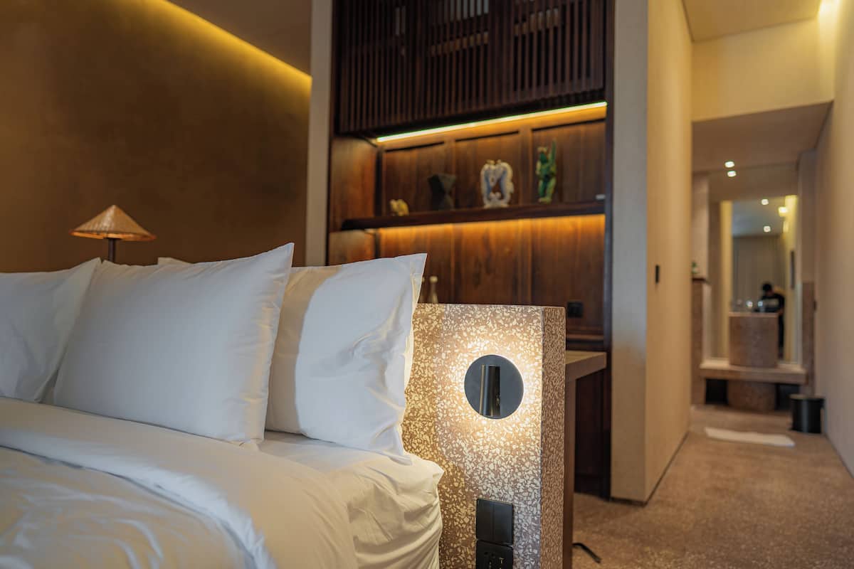 خزنة داخل الغرفة وستائر تعتيم وواي فاي مجانًا