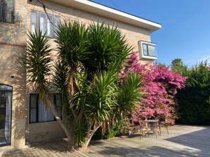 Outdoor dining - Relaxia Izu (Yawatano)