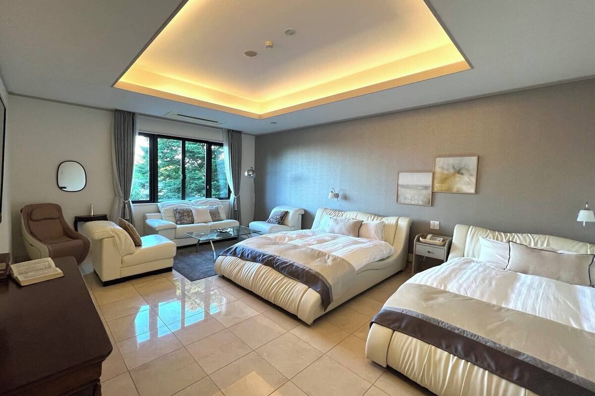 コンフォート ツインルーム | 遮光カーテン、WiFi (無料)