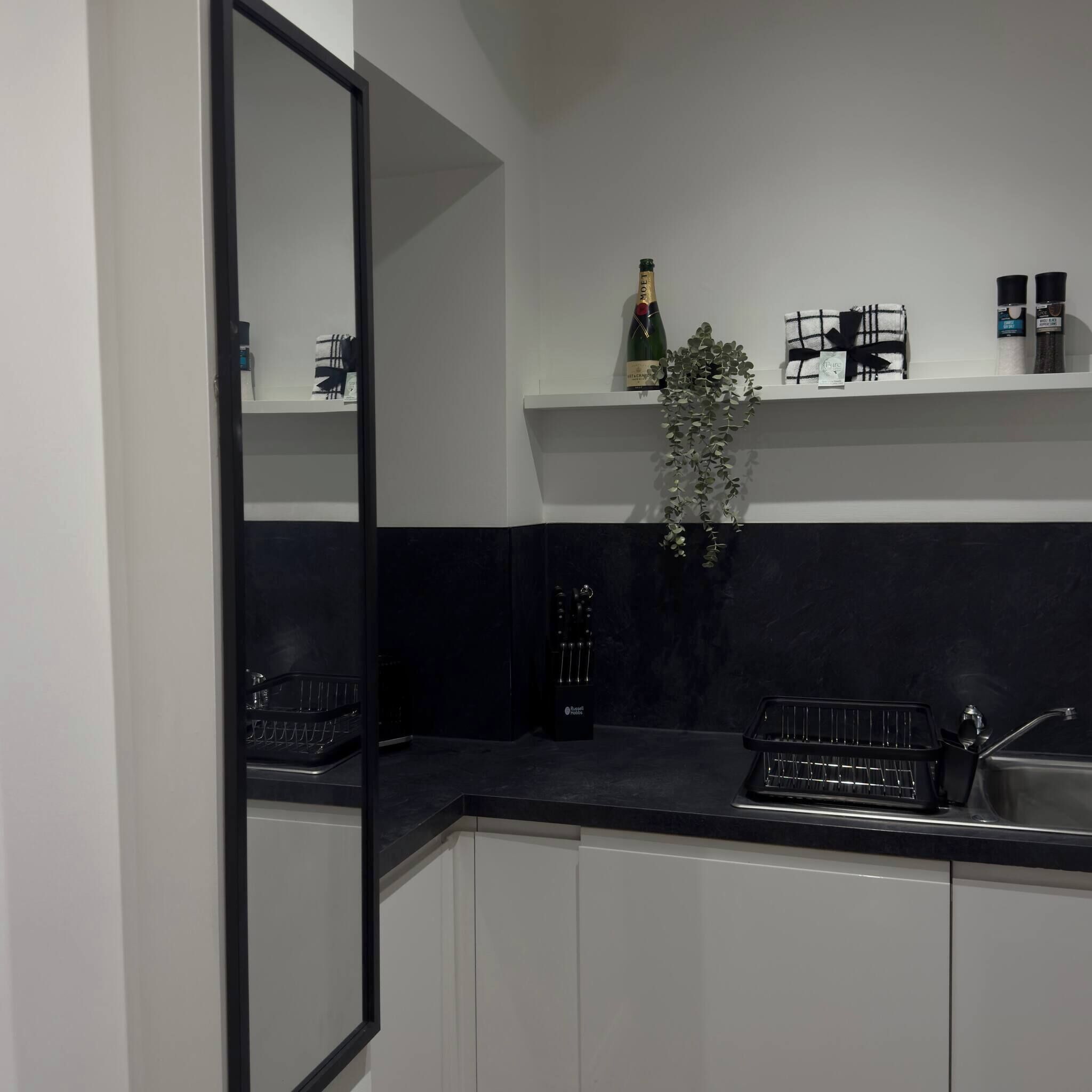 Apartment, 1 Bedroom | Interior