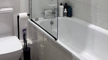 Apartment, 1 Bedroom | Bathroom