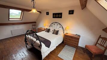 3 chambres, fer et planche Ă repasser, Wi-Fi gratuit, draps fournis