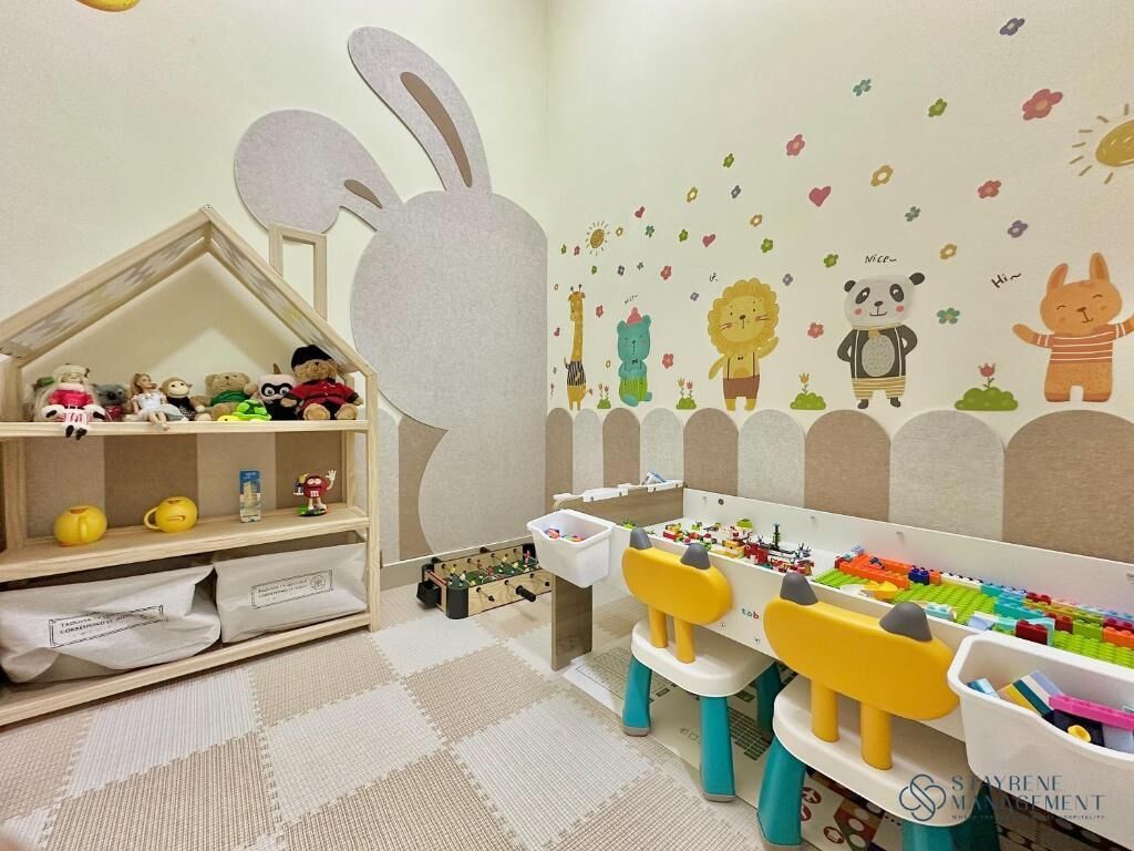 Luxury Apartment, 3 Bedrooms, Balcony, Pool View | Children’s area