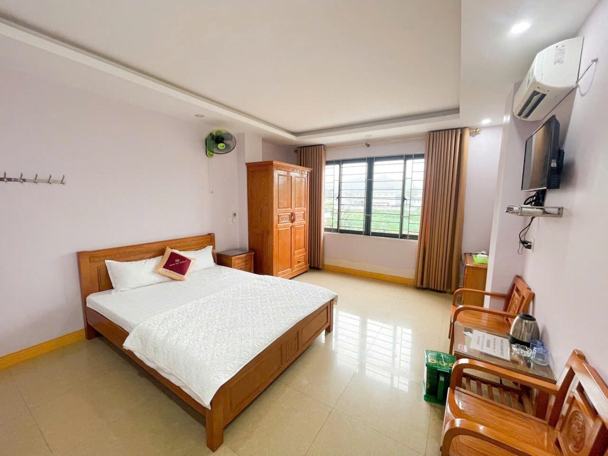 Double Room | Free WiFi, bed sheets