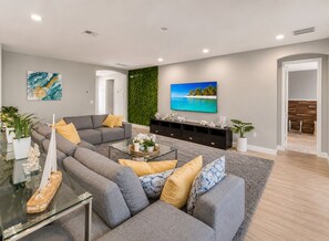 Smart TV - 13BR Resort Villa, Sleeps 30, Pool, Near Disney (Kissimmee)