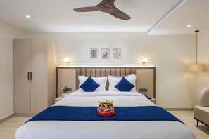 Senior Studio | Desk, laptop workspace, free WiFi - Regenta Z Sunrise Gachibowli Hyderabad (Hyderabad)