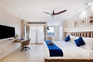 Premium Studio Suite | Desk, laptop workspace, free WiFi - Regenta Z Sunrise Gachibowli Hyderabad (Hyderabad)
