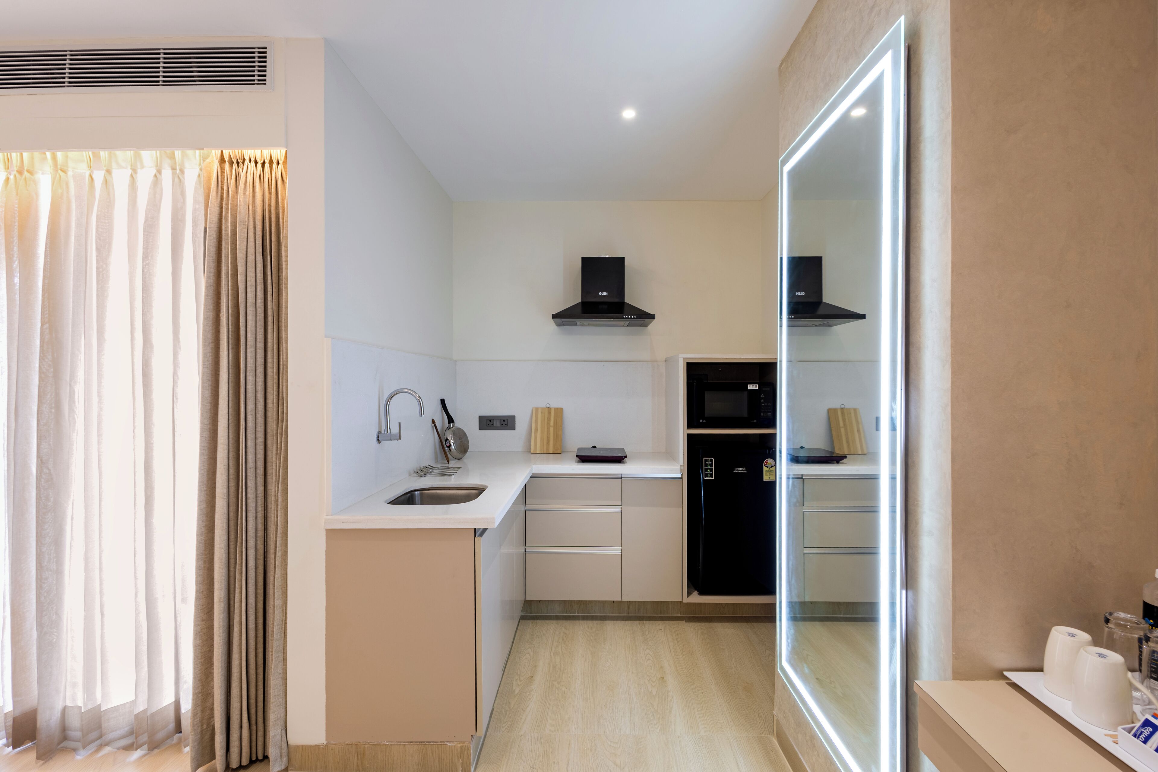 Premium Studio Suite | Private kitchen