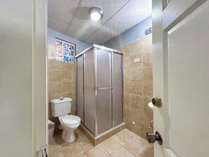 Soap, toilet paper - Modern Studio in Cascade, 5 Mins from Savannah (Port of Spain)