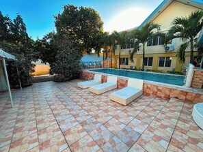 Pool - Modern Studio in Cascade, 5 Mins from Savannah (Port of Spain)