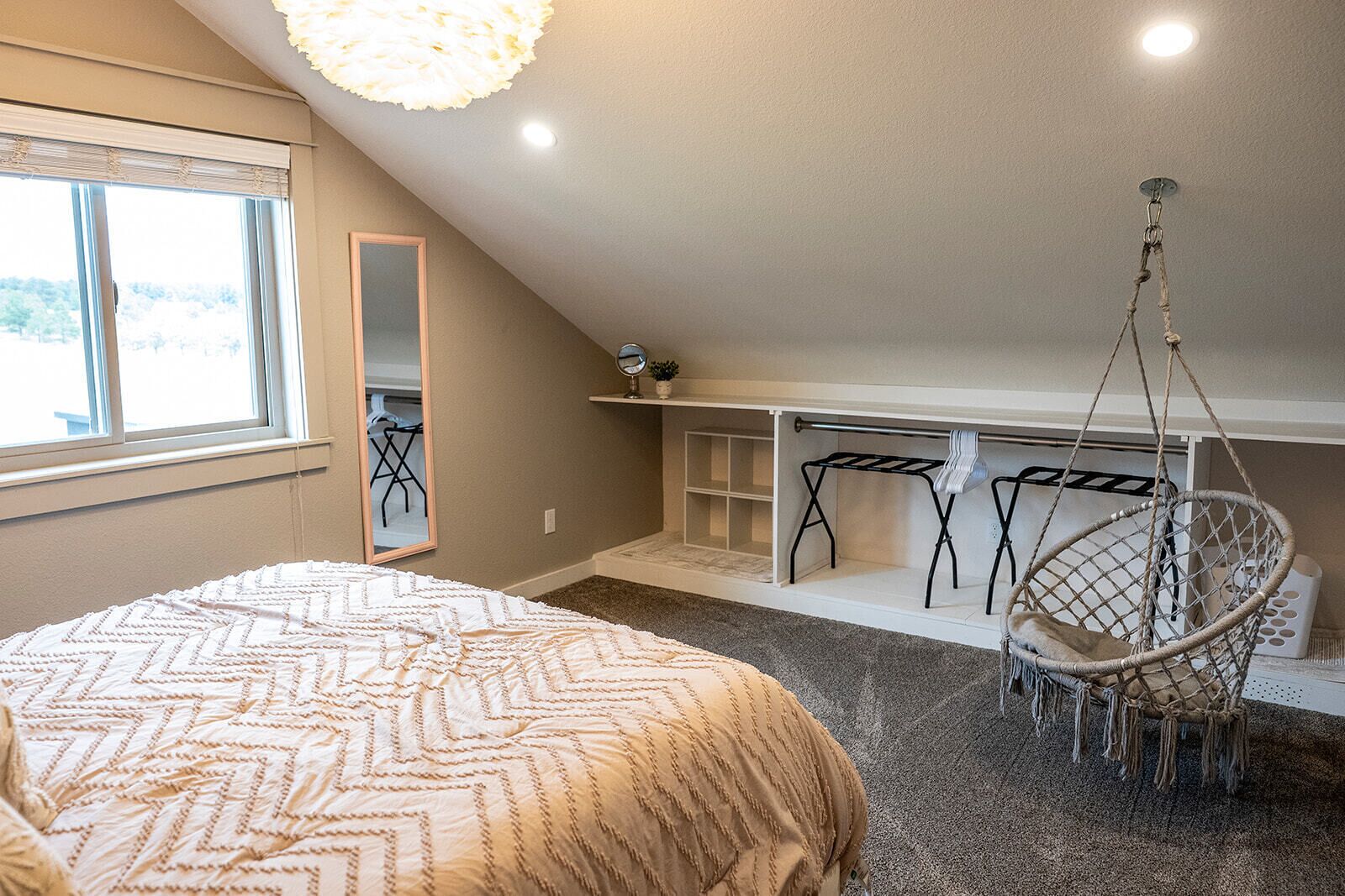 3 bedrooms, desk, iron/ironing board, WiFi