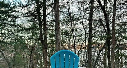 Lake Front Escape with Kayaks, Fire Pit, Pool & Pickleball