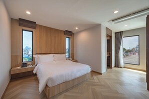 Deluxe Room, City View | City view - Adelphi Itsaraphap (Bangkok)