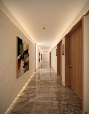 المنشأة من الداخل