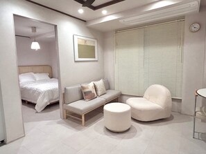Interior - Spacious 6-bedroom house with AC in beautiful Seoul (Seoul)